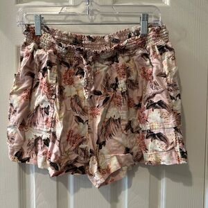 Time and Tru Pink Floral High Waist Shorts